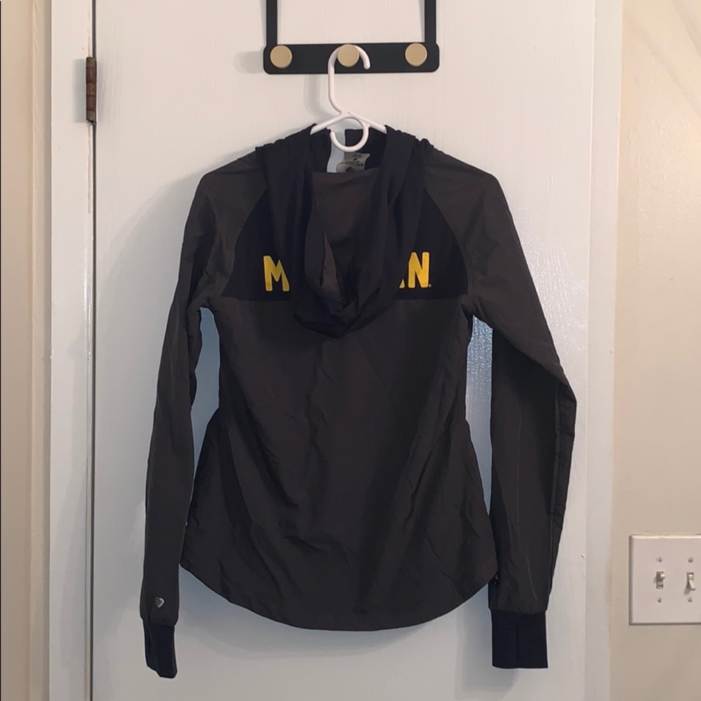 Jacket - Picture 2 of 5